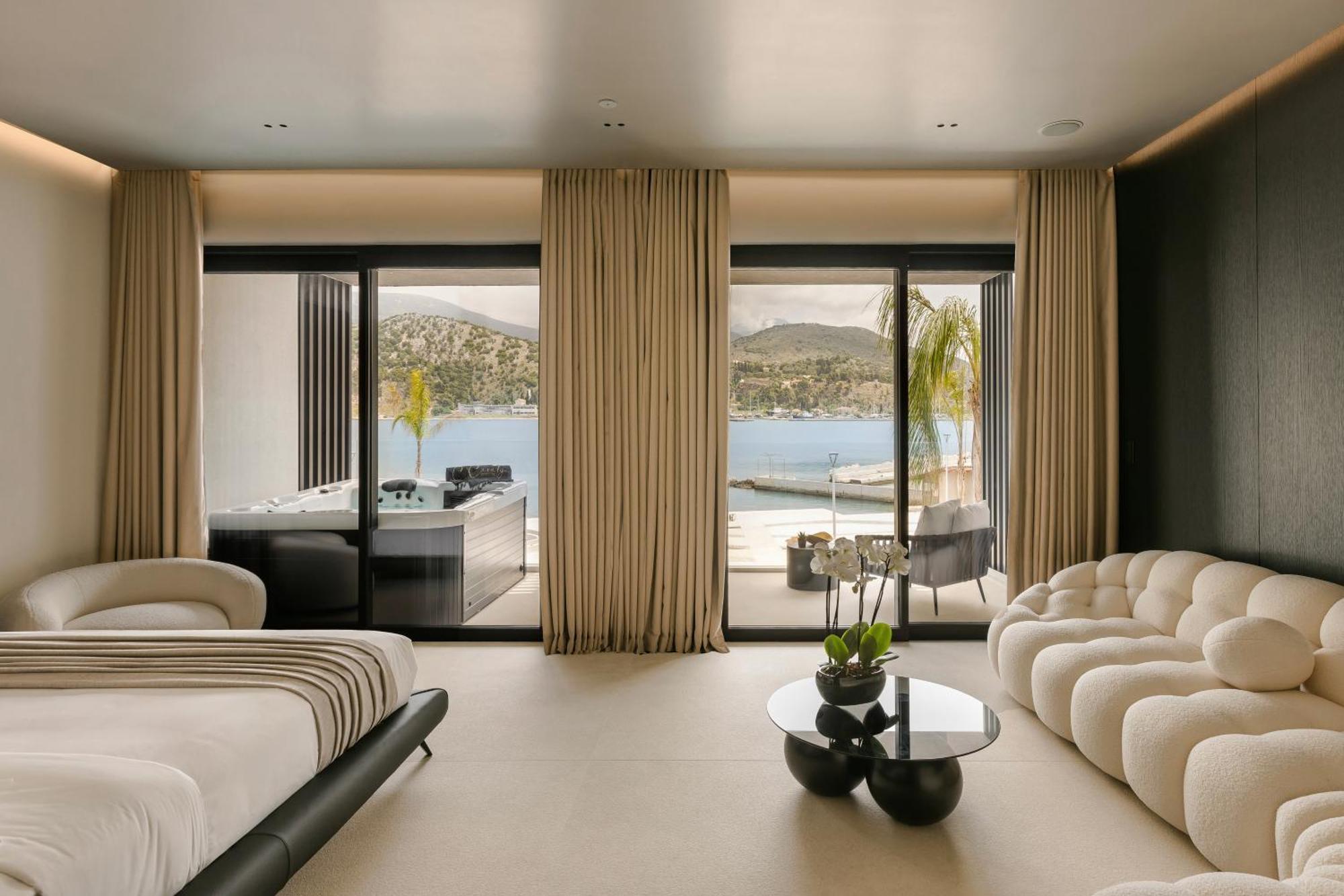Casaly Hotel & Spa อาร์กอสโตลี ภายนอก รูปภาพ